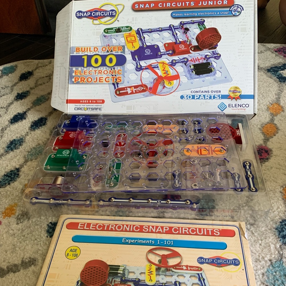 Snap Circuits Junior Kit